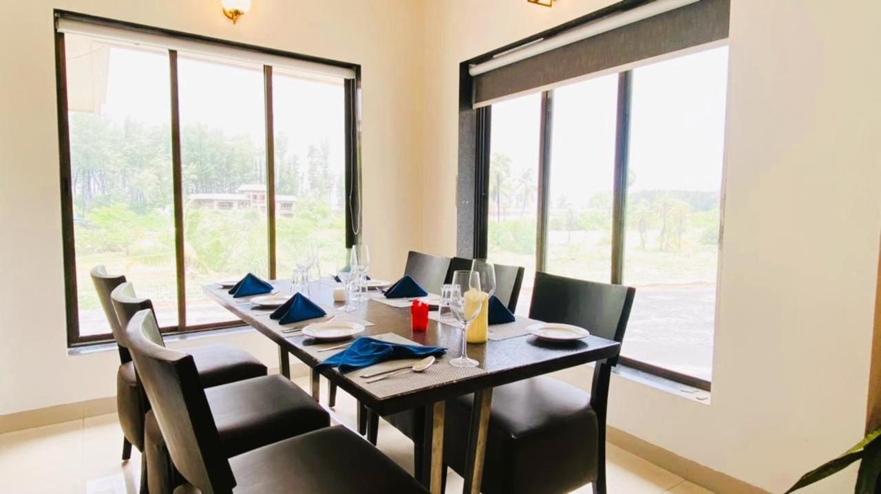 Nest Beacon Resort Daman Exterior foto